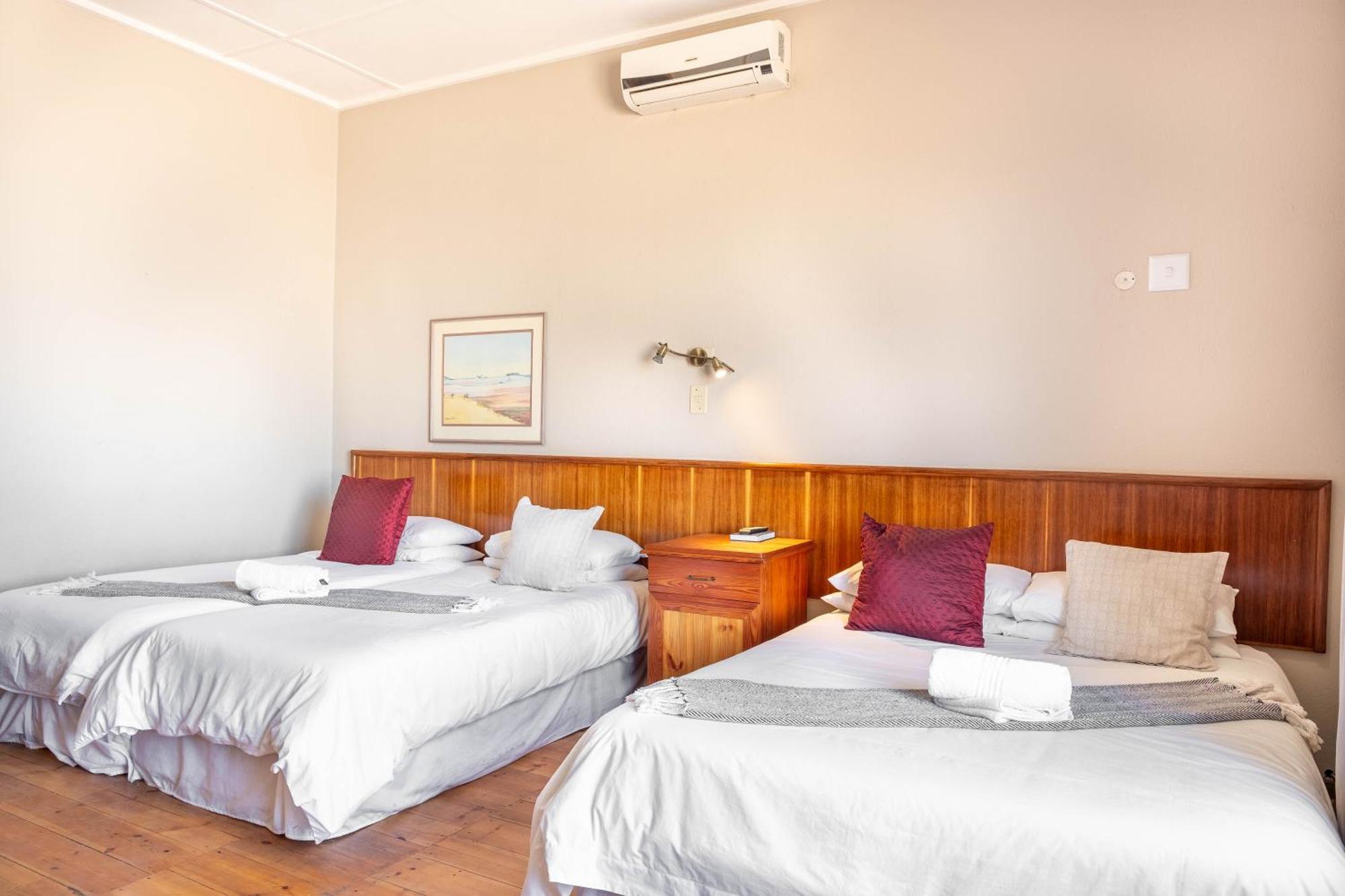 Karoo Country Inn Middelburg  Exterior foto
