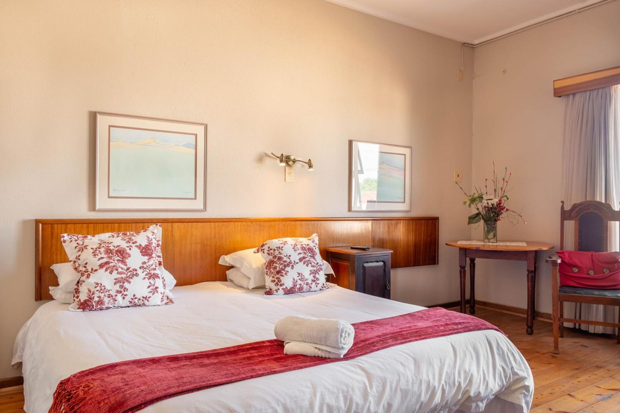 Karoo Country Inn Middelburg  Exterior foto