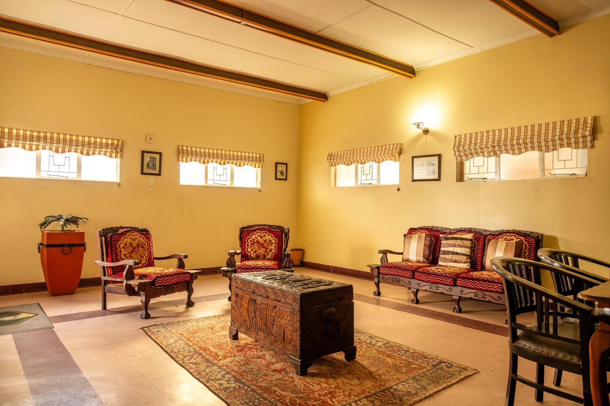 Karoo Country Inn Middelburg  Exterior foto